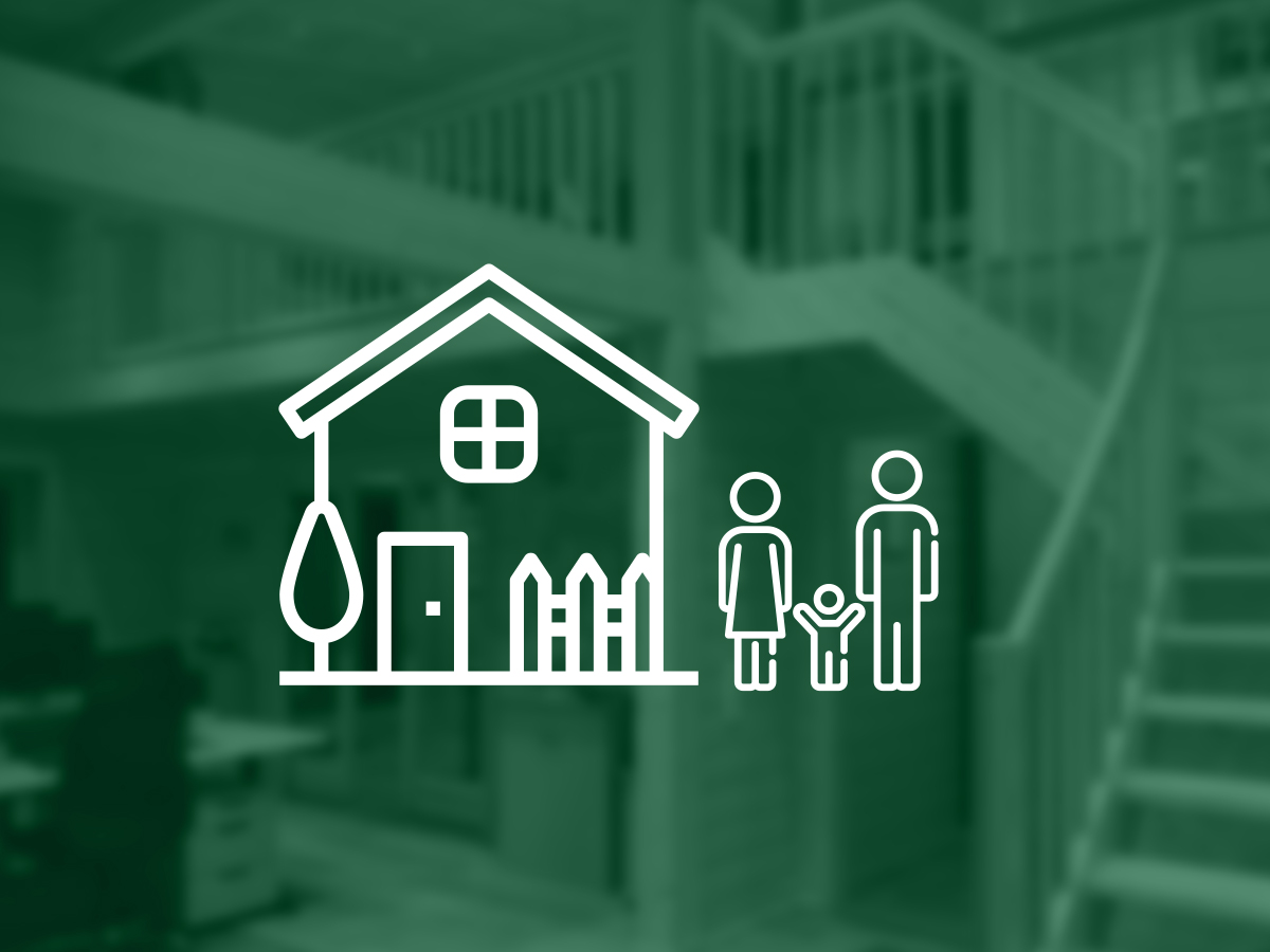 Can I live in a log cabin permanently?