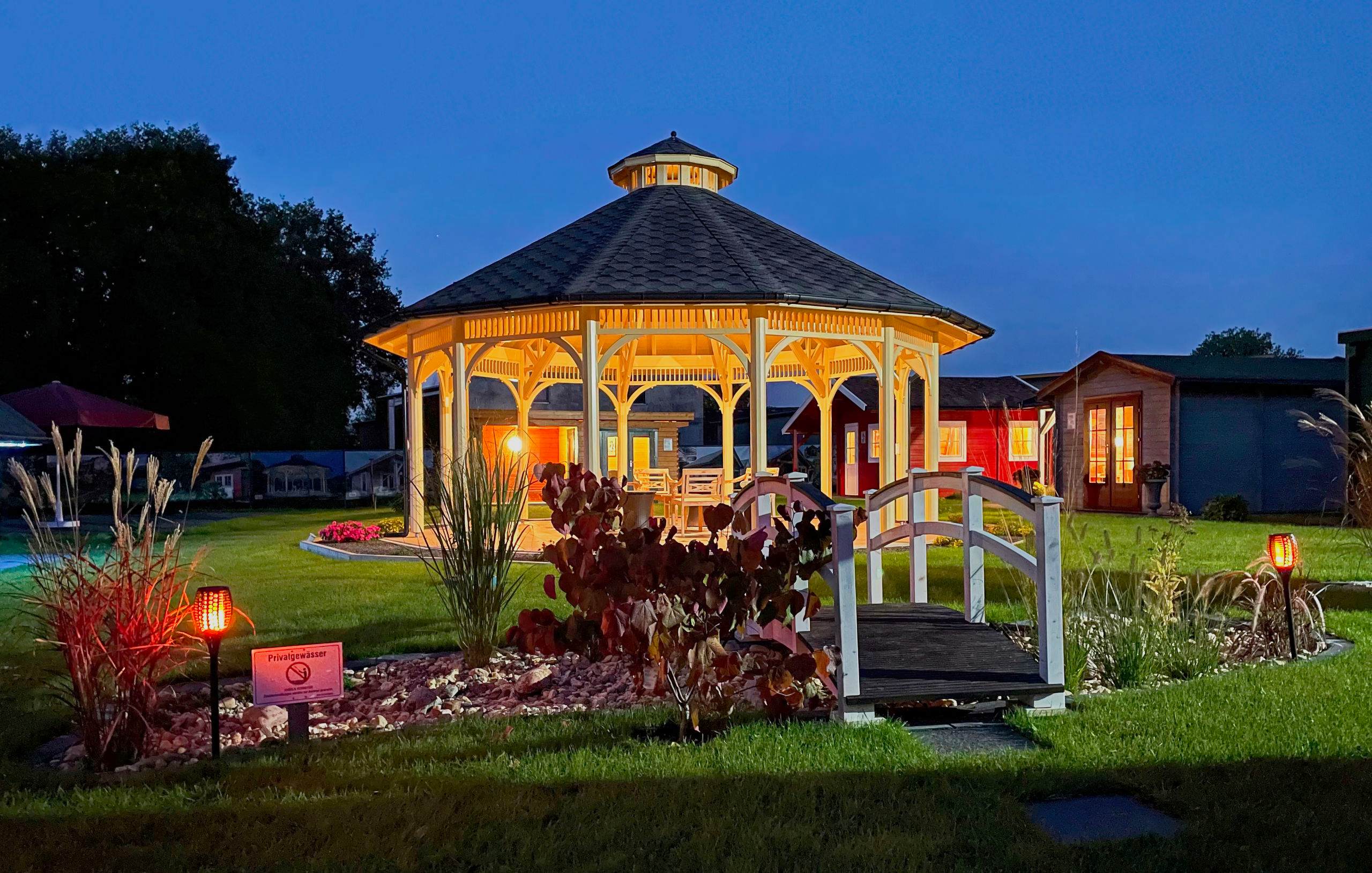  Gazebos et auvents et pergolas